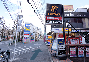 駅からの道のり3