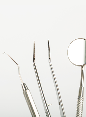 スケーリング(歯石除去)